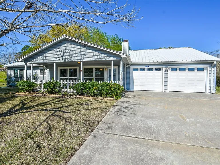 131 Park Dr Pointblank TX 77364 — sold November 2025, lakefront